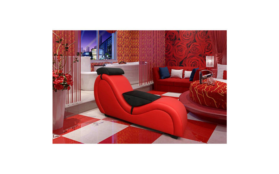 Daytona Kama Sutra Mebon Chaise Love Lounge Red With Black Pillows