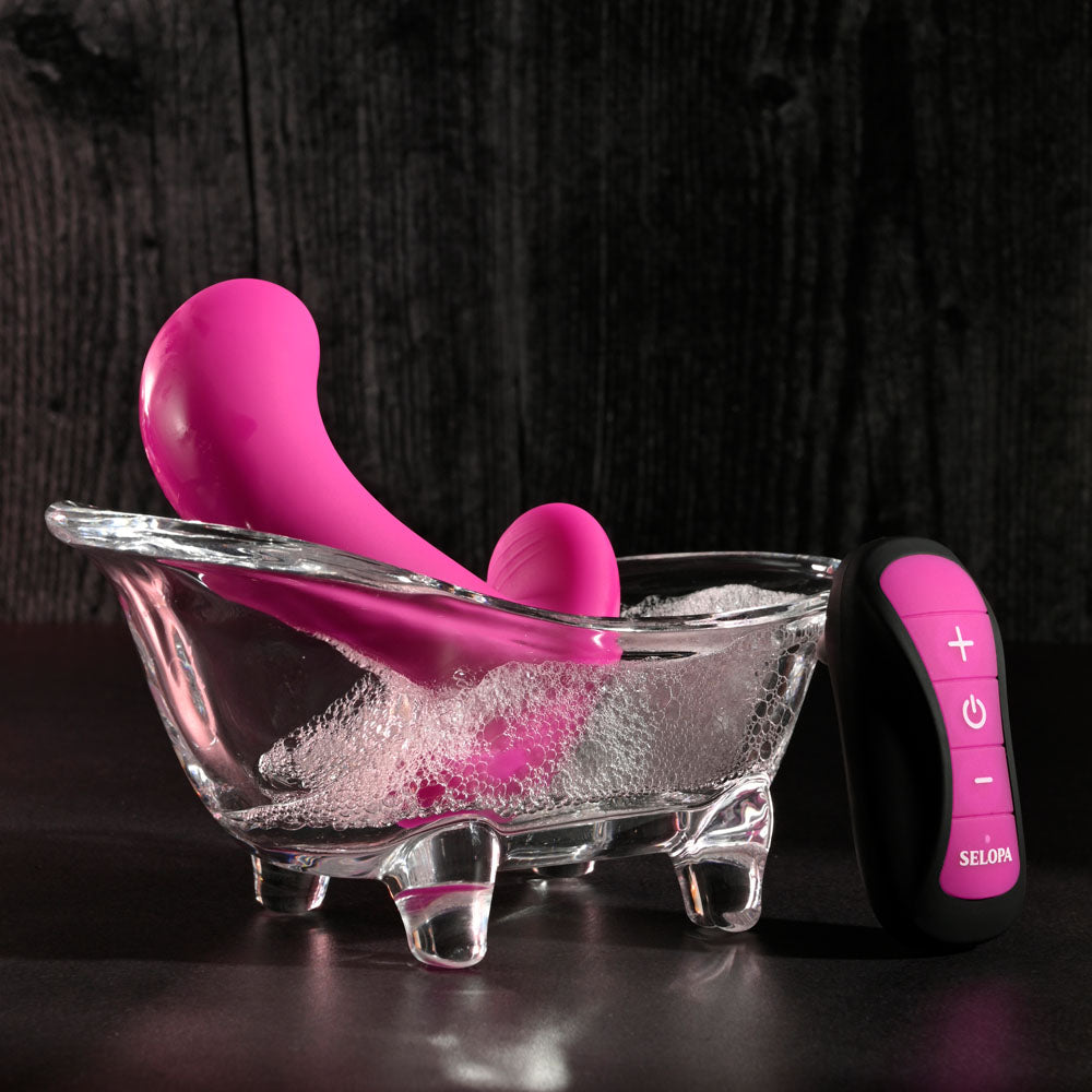 Selopa HOOKING UP USB Rechargeable Vibrator With Wireless Remote Selopa