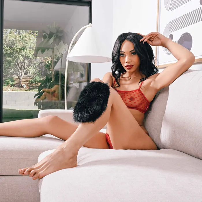 SPORTSHEETS Spiked Sensory Mitt Furry Mitt With Spikes Black Sportsheets