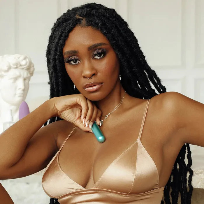 JimmyJane Mini Chroma USB Rechargeable Bullet Vibrator With Wireless Remote JimmyJane