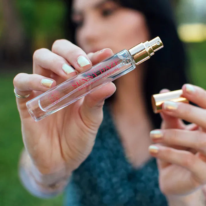 Eye Of Love Love In Bloom Sunny Daze Floral & Citrus Scented Pheromone Parfum For Women To Attract Men 10ml Spray Eye Of Love